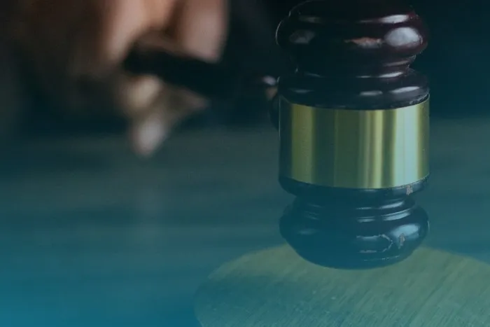 Cómo solicitar un arbitraje de emergencia